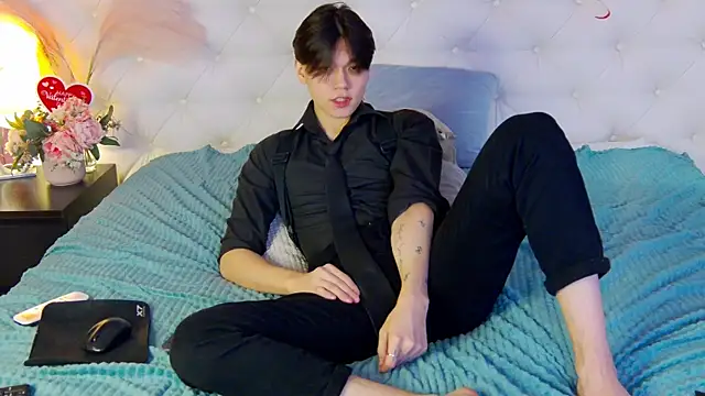 Snapshot of just_gay_ chatting on February 19, 2025, 4:33 pm just gay online show from February 19, 2025, 4:33 pm