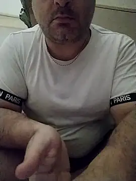 Snapshot of NAvoglia chatting on November 11, 2025, 10:15 am NAvoglia online show from November 11, 2025, 10:15 am