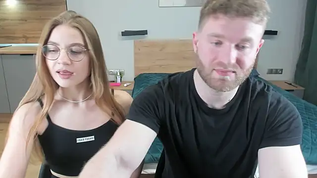 Snapshot of Enjoy_everymoment_ chatting on February 5, 2025, 7:10 pm Enjoy everymoment online show from February 5, 2025, 7:10 pm