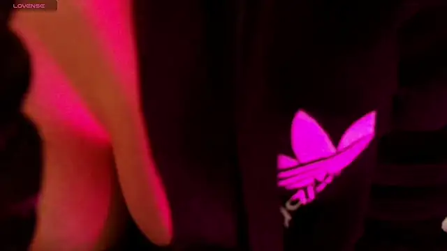 Raichell  online show from February 15, 2026, 3:58 am