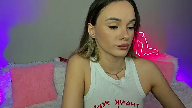 EvaBalmer online show from December 21, 2025, 2:41 am