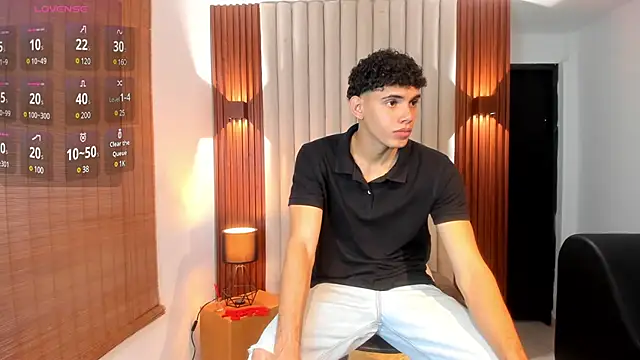 Justin mack online show from March 21, 2025, 12:06 pm