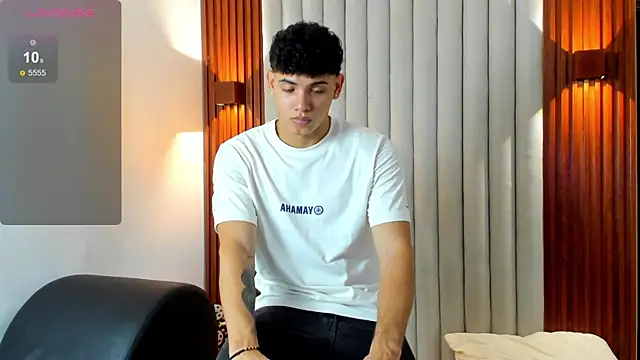 Justin mack online show from November 11, 2025, 11:54 am