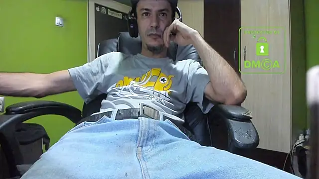 BigCumShoot online show from November 21, 2025, 4:22 am