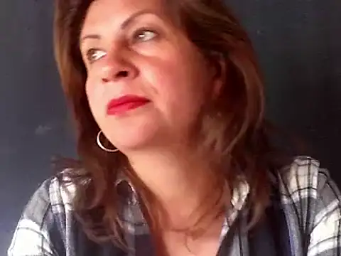 Snapshot of xxsexycutexxx chatting on March 12, 2025, 8:10 pm xxsexycutexxx online show from March 12, 2025, 8:10 pm
