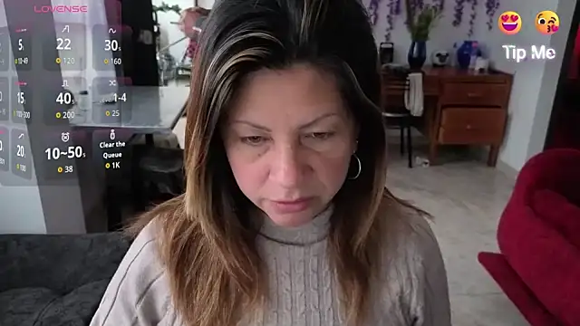 Snapshot of xxsexycutexxx chatting on October 22, 2025, 10:59 am xxsexycutexxx online show from October 22, 2025, 10:59 am