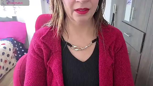 Snapshot of xxsexycutexxx chatting on November 10, 2025, 12:04 pm xxsexycutexxx online show from November 10, 2025, 12:04 pm