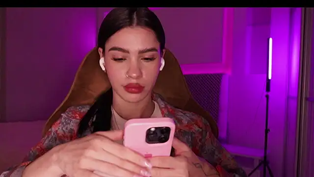 Snapshot of _BbFreya chatting on February 16, 2025, 7:27 pm BbFreya online show from February 16, 2025, 7:27 pm