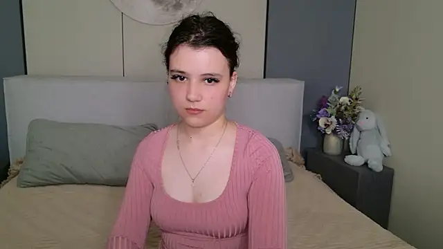 Pauline Heaven online show from July 5, 2026, 5:58 am