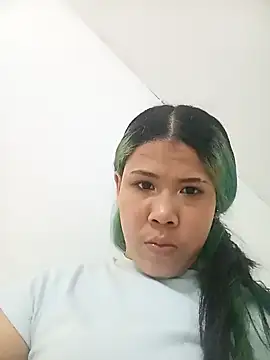 kimberlitaz online show from February 23, 2025, 4:17 am