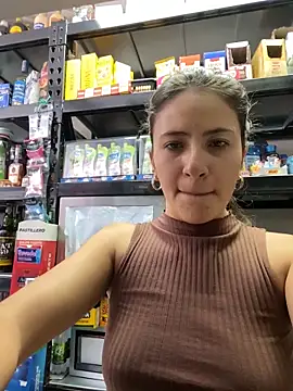 Andrea18 blonde online show from March 22, 2026, 3:37 pm