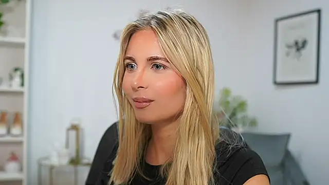 catecrago  online show from March 19, 2025, 8:55 am