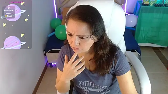 Alexaamoon  online show from March 19, 2025, 12:56 pm