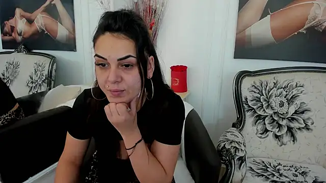 Snapshot of NicoleKatee chatting on October 16, 2025, 1:56 pm NicoleKatee online show from October 16, 2025, 1:56 pm