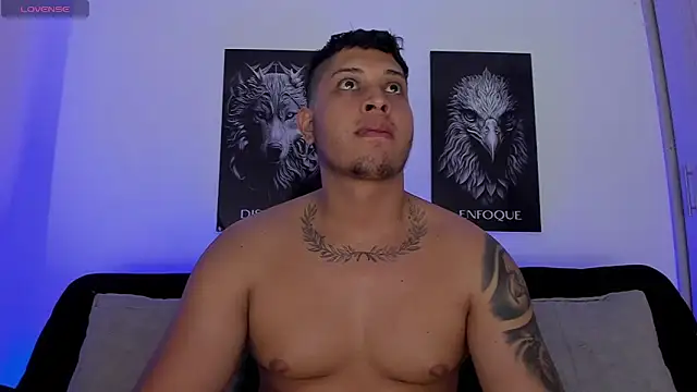 JohanSmith online show from November 6, 2025, 2:34 am