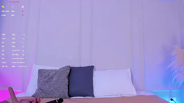 Arianasweeet online show from November 13, 2025, 8:19 pm