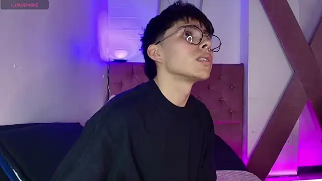 PepperTwink online show from September 27, 2025, 4:23 pm