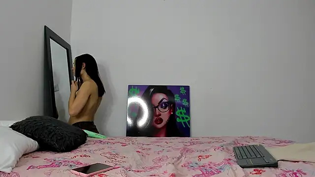 Snapshot of andrea_cherryy chatting on September 29, 2025, 6:02 pm andrea cherryy online show from September 29, 2025, 6:02 pm