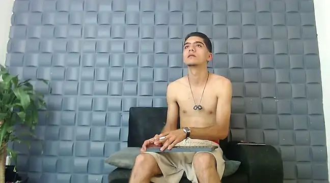 Snapshot of HotDirty_Couple chatting on March 21, 2025, 9:23 pm HotDirty Couple online show from March 21, 2025, 9:23 pm