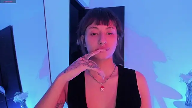 ggor4w33 online show from January 13, 2026, 10:42 am