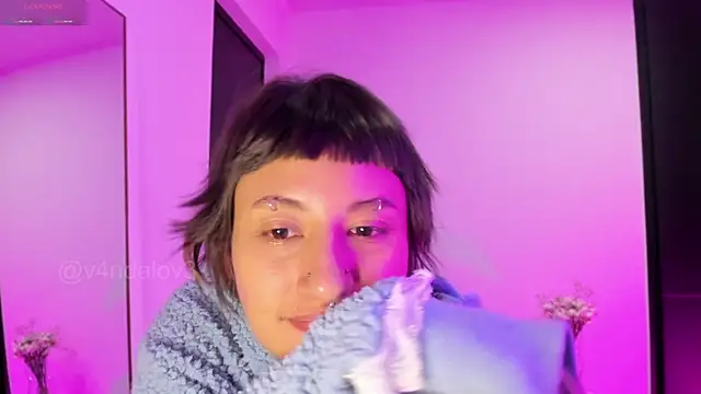 ggor4w33 online show from January 17, 2026, 8:08 am