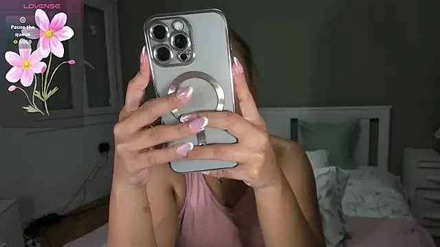 Izadi 7 online show from October 6, 2025, 10:29 pm