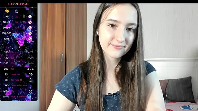 Snapshot of Cute__Nana chatting on October 20, 2025, 6:25 am Cute Nana online show from October 20, 2025, 6:25 am