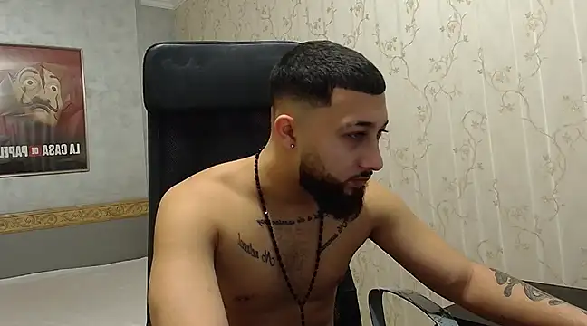 Snapshot of JaceZachary chatting on February 12, 2025, 5:47 am JaceZachary online show from February 12, 2025, 5:47 am