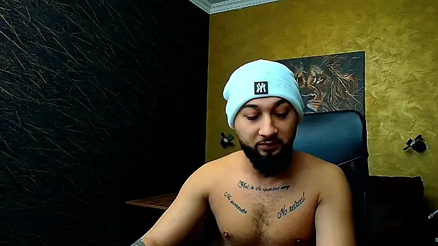 Snapshot of JaceZachary chatting on February 25, 2025, 3:27 pm JaceZachary online show from February 25, 2025, 3:27 pm