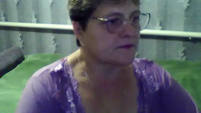 ElzaJewel online show from October 4, 2025, 6:06 pm