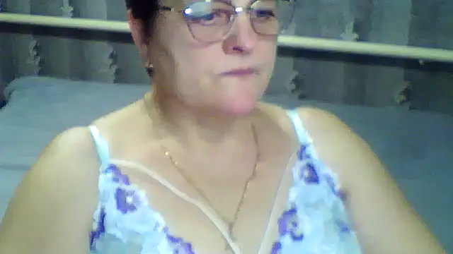 ElzaJewel online show from February 15, 2026, 4:25 pm