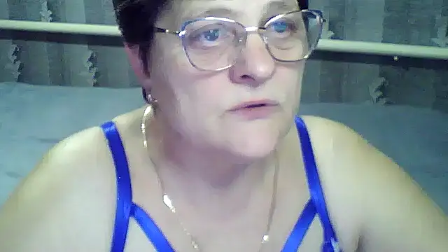 ElzaJewel online show from March 5, 2026, 8:27 pm