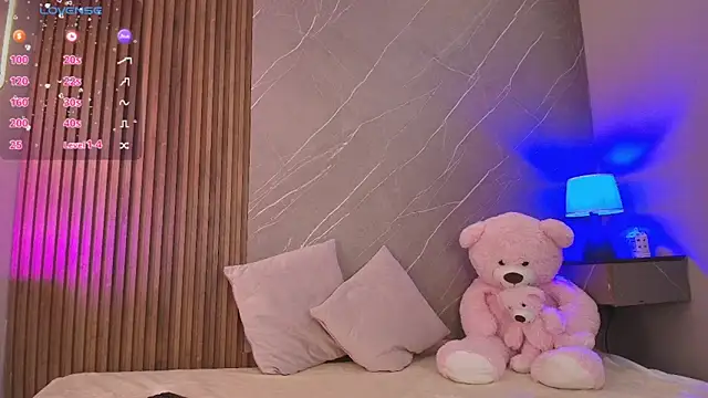 ariana jhonson1 online show from March 10, 2026, 12:43 pm