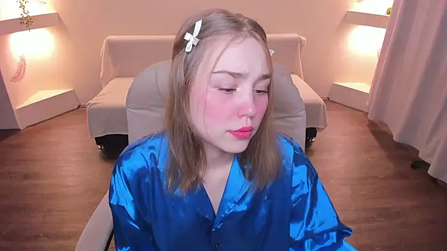 Snapshot of YourMegan chatting on February 23, 2026, 7:00 pm YourMegan online show from February 23, 2026, 7:00 pm