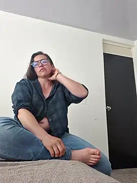 Snapshot of AAMM234 chatting on October 7, 2025, 9:56 pm AAMM234 online show from October 7, 2025, 9:56 pm