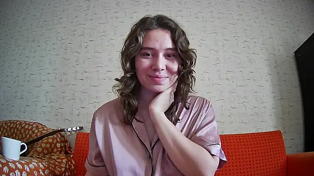 Snapshot of girliemilk chatting on November 4, 2025, 6:56 am girliemilk online show from November 4, 2025, 6:56 am