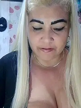 BonniAdams online show from September 30, 2025, 2:27 am