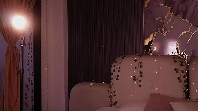 soidai miiu online show from April 8, 2026, 10:54 pm