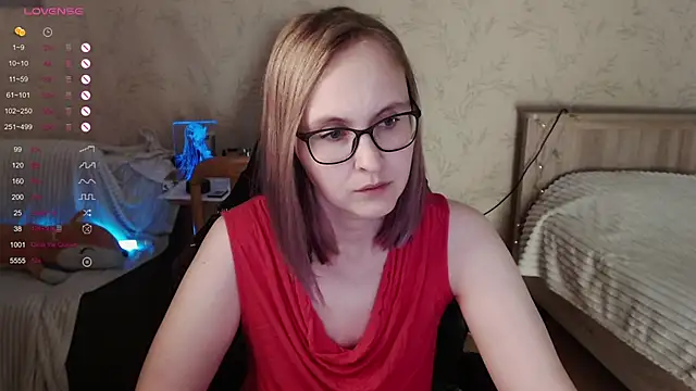 Agatha Mott online show from October 13, 2025, 5:07 am