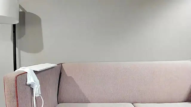 Snapshot of kaliii_jones chatting on February 11, 2025, 2:25 am kaliii jones online show from February 11, 2025, 2:25 am