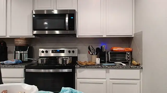 kaliii jones online show from November 28, 2025, 2:58 am