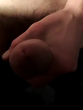 Snapshot of leinadanal chatting on February 16, 2025, 1:14 am leinadanal online show from February 16, 2025, 1:14 am