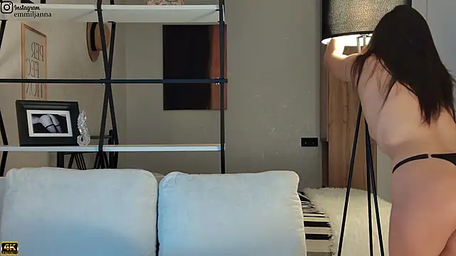 Snapshot of emiljanna chatting on November 22, 2025, 4:00 am emiljanna online show from November 22, 2025, 4:00 am