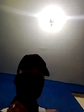 1Dseralmora2 online show from October 22, 2025, 9:36 pm