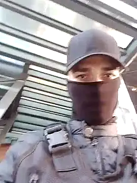 1Dseralmora2 online show from October 26, 2025, 1:17 pm