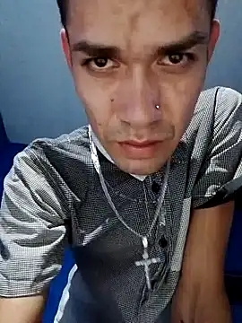 1Dseralmora2 online show from November 11, 2025, 3:39 am