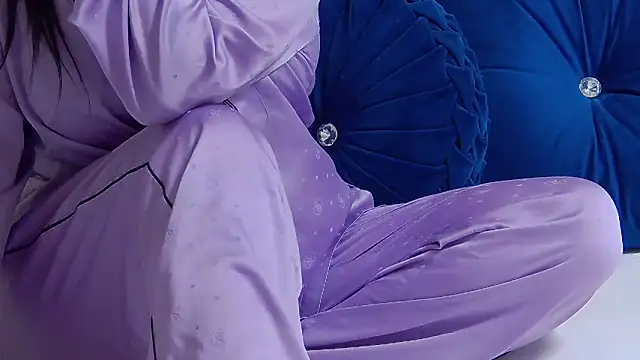 AlessiaExquisit online show from October 7, 2025, 1:58 am