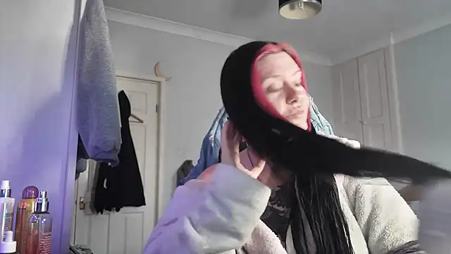 AureliaXOX online show from November 2, 2025, 11:23 am