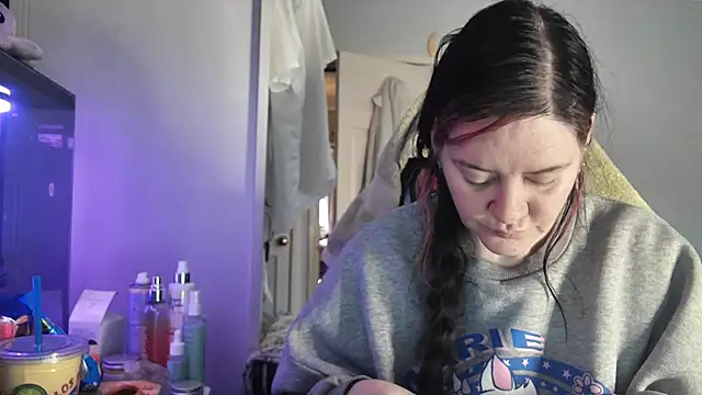 AureliaXOX online show from January 12, 2026, 9:25 am