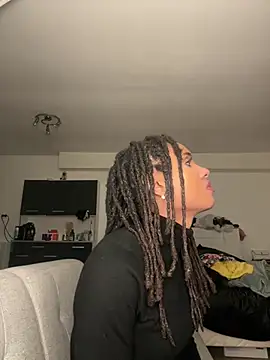 Snapshot of Aurianne chatting on January 12, 2026, 9:42 pm Aurianne online show from January 12, 2026, 9:42 pm